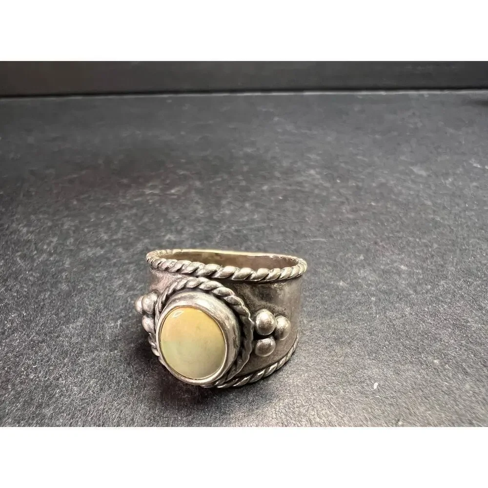 Vintage Sterling Silver Size 6 Ring | Artisan Style Green Cabochon Band